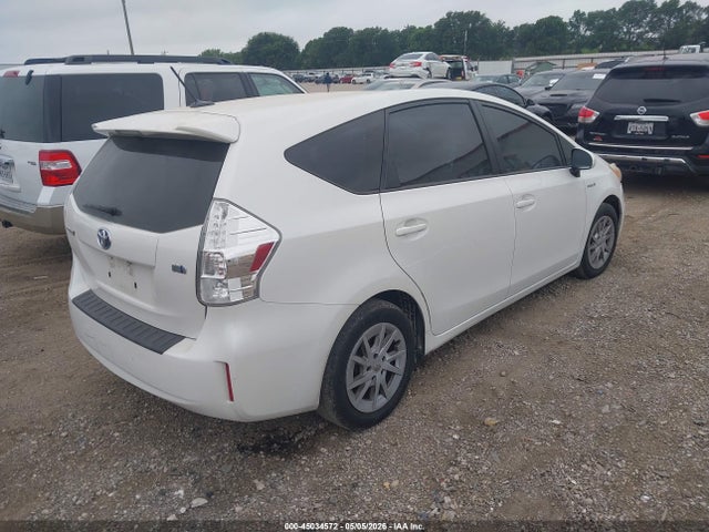 Toyota Prius v Three