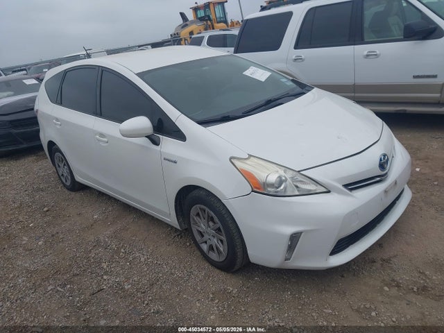 Salvage Toyota Prius v Image