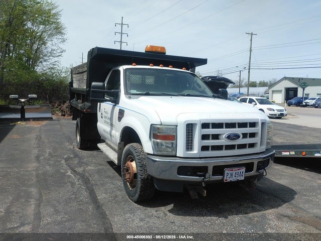 Salvage Ford F-350 Image