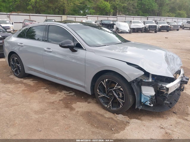 Salvage Kia K5 Image