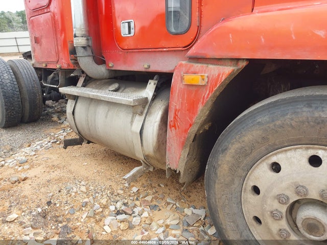 Freightliner Conventional Fld120