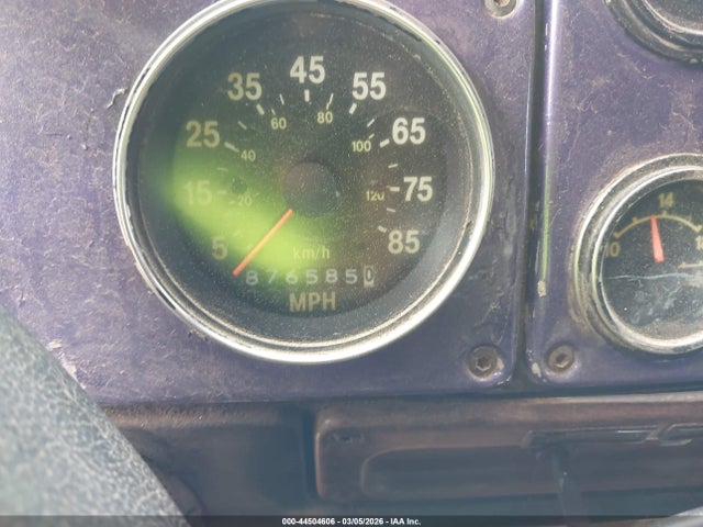 Freightliner Conventional Fld120