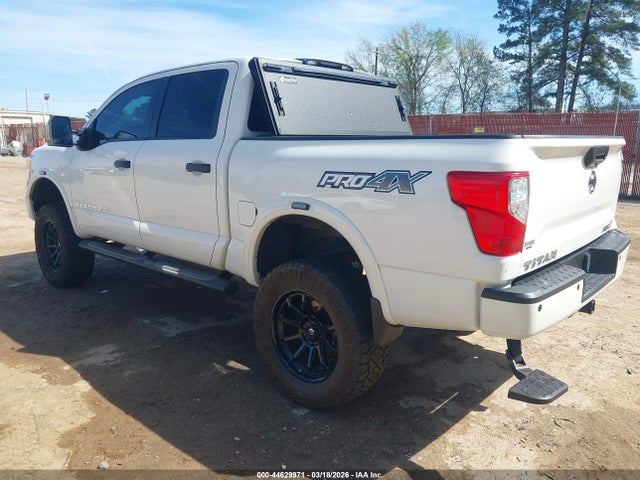 Nissan Titan Pro-4x
