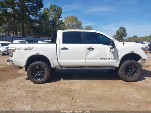Nissan Titan Pro-4x