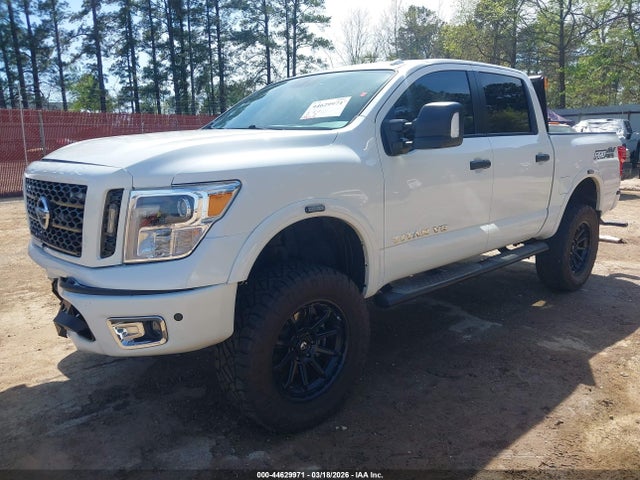 Nissan Titan Pro-4x