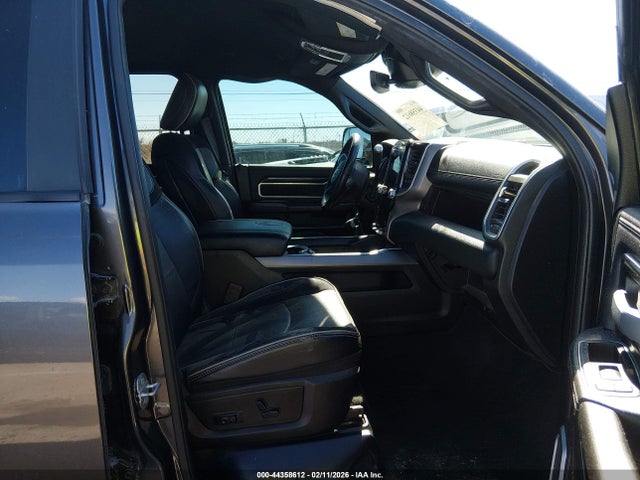 Ram 2500 Laramie  4x4 6'4 Box