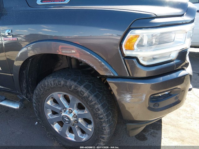 Ram 2500 Laramie  4x4 6'4 Box