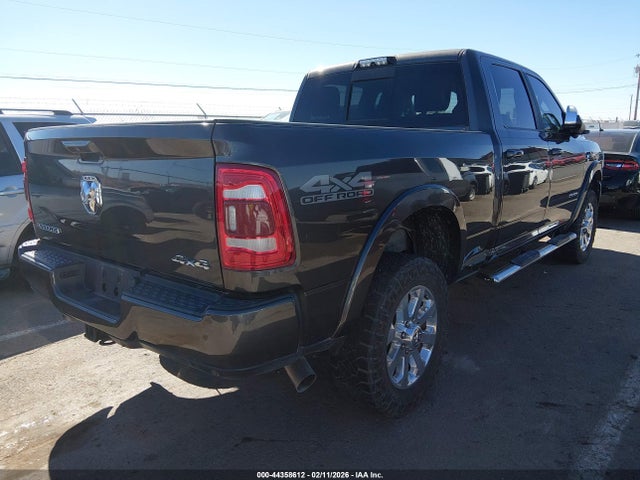 Ram 2500 Laramie  4x4 6'4 Box