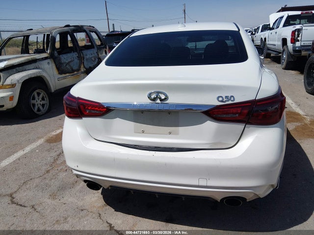 INFINITI Q50 3.0t Luxe