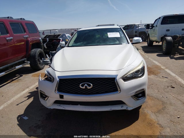 INFINITI Q50 3.0t Luxe