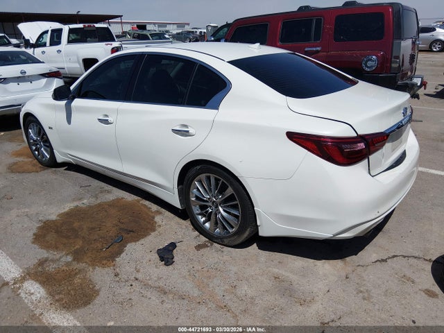 INFINITI Q50 3.0t Luxe