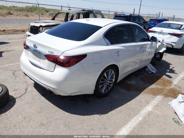 INFINITI Q50 3.0t Luxe