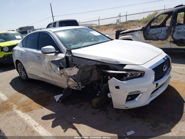 INFINITI Q50 3.0t Luxe