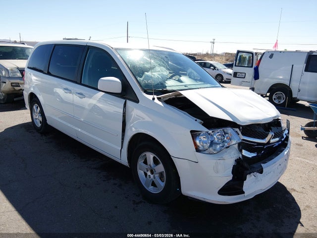 Salvage Dodge Grand Caravan Image