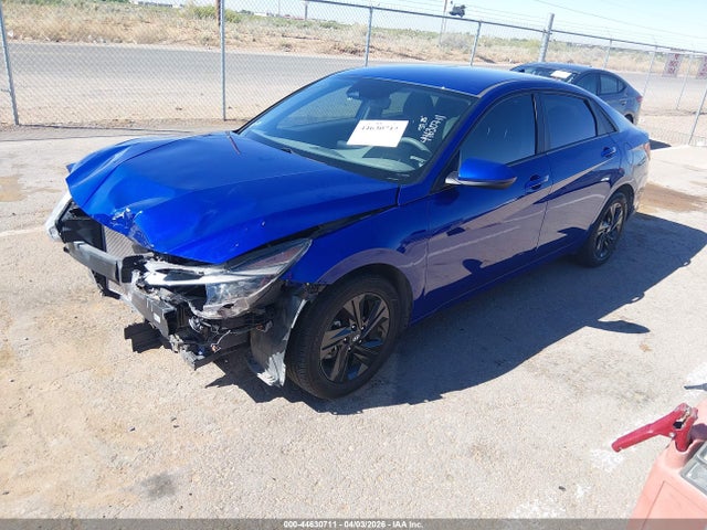 Hyundai ELANTRA Sel
