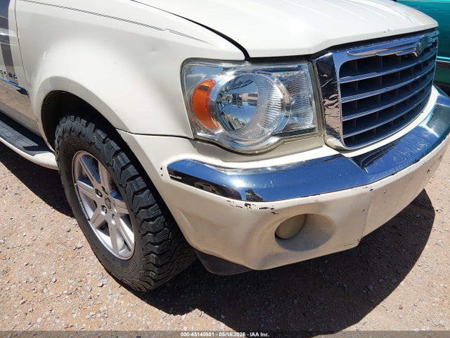 Chrysler Aspen Limited
