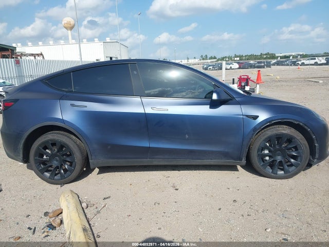 Tesla Model Y Long Range Dual Motor All-wheel Drive