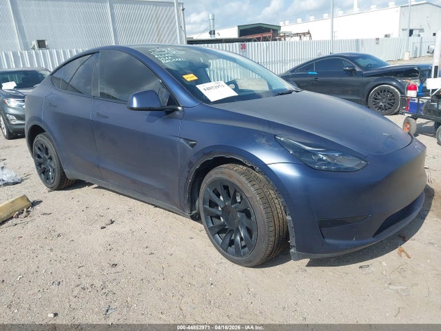 Salvage Tesla Model Y Image