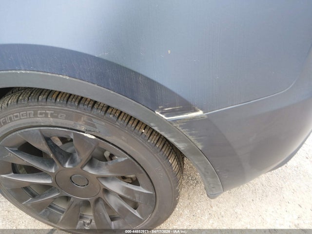 Tesla Model Y Long Range Dual Motor All-wheel Drive