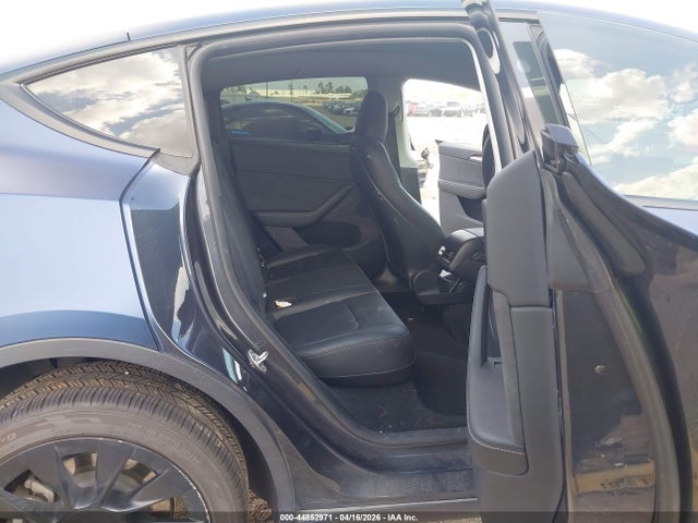 Tesla Model Y Long Range Dual Motor All-wheel Drive