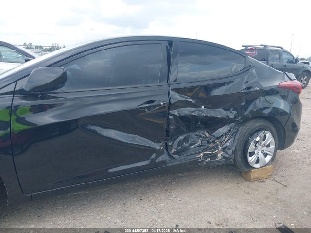 Hyundai ELANTRA Se
