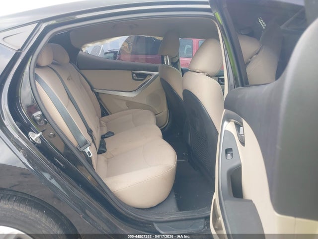 Hyundai ELANTRA Se