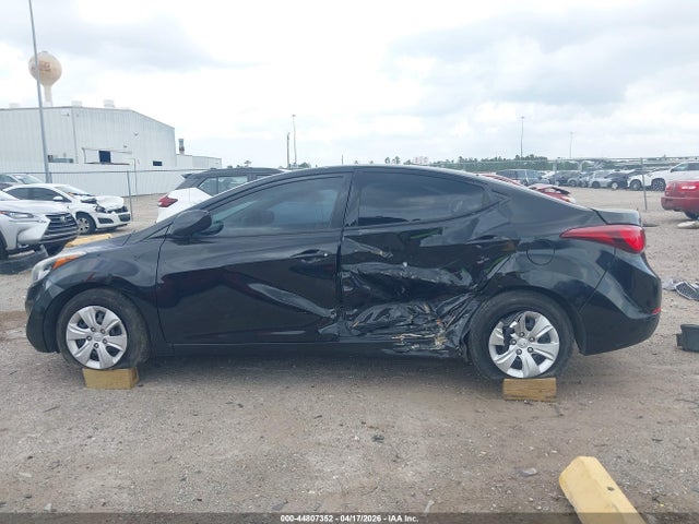 Hyundai ELANTRA Se