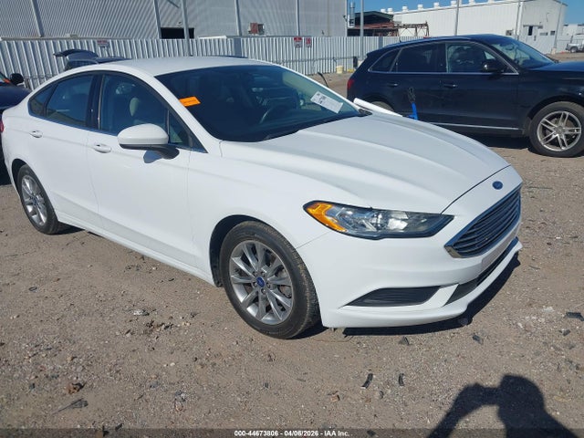 Salvage Ford Fusion Image
