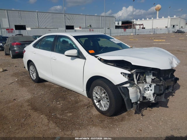Salvage Toyota Camry Image