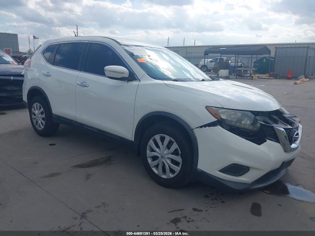 Salvage Nissan Rogue Image
