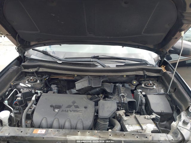 Mitsubishi Outlander Es