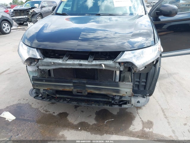 Mitsubishi Outlander Es
