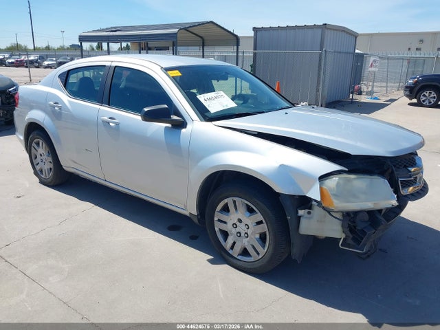 Salvage Dodge Avenger Image