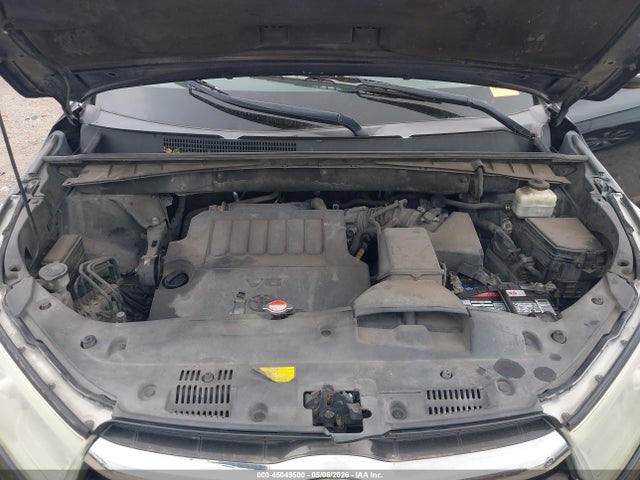 Toyota Highlander Xle V6