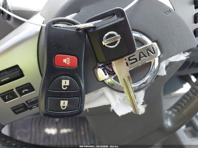 Nissan Frontier Sv