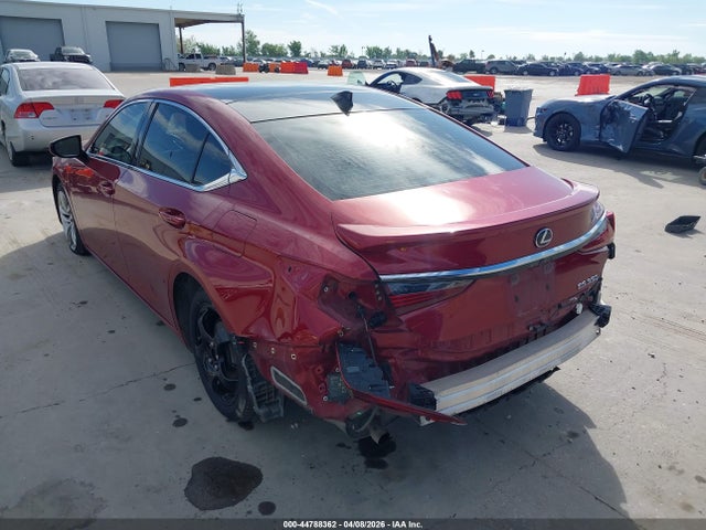 Lexus Es Ultra Luxury