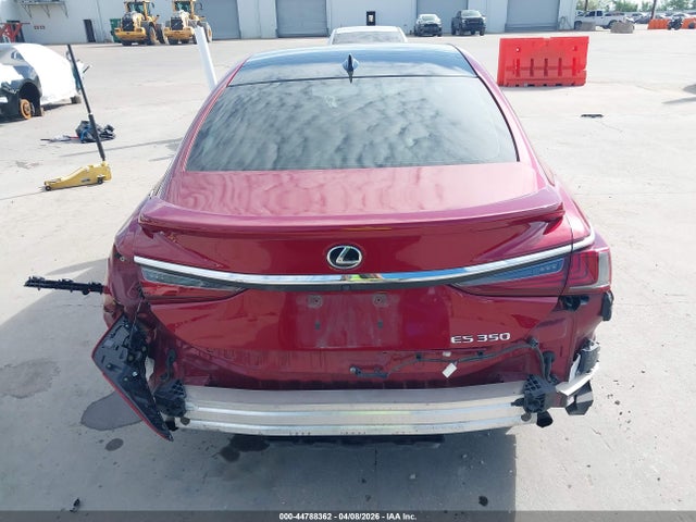 Lexus Es Ultra Luxury