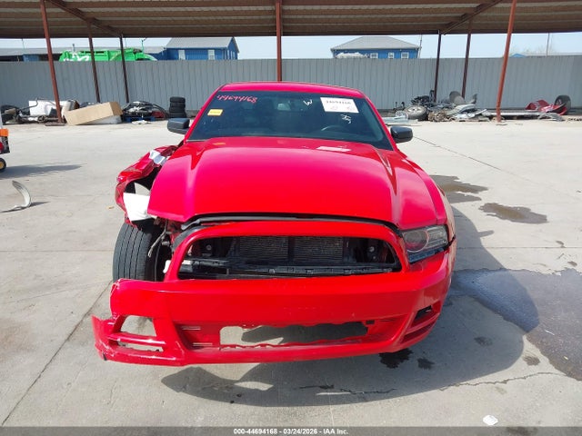 Ford Mustang V6