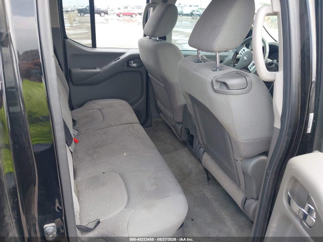 Nissan Frontier Sv