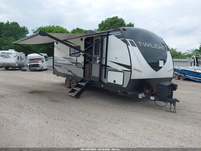 Salvage Heartland Rv Twilight Rvs Signatu Image