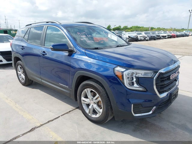 Salvage GMC Terrain Image