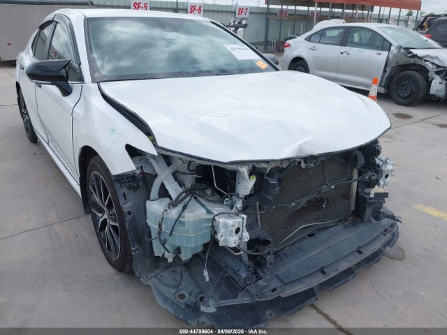 Toyota Camry Se