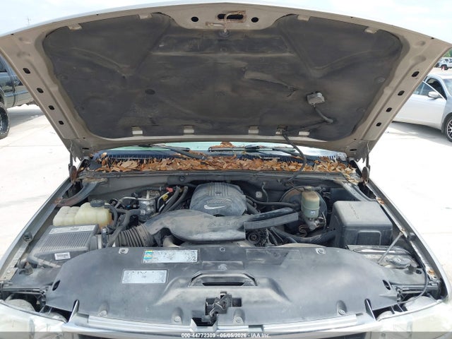 Chevrolet Suburban 1500 Ls