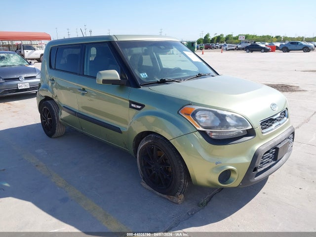 Salvage Kia Soul Image