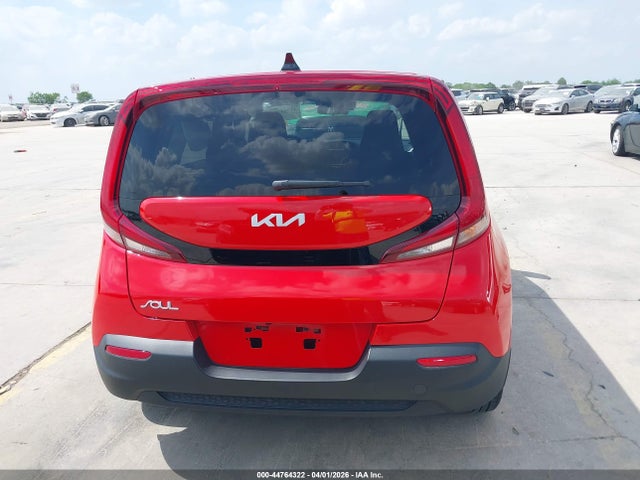 Kia Soul Lx