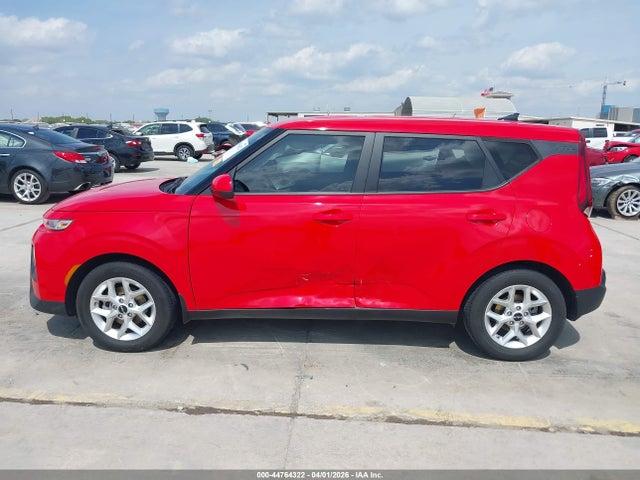 Kia Soul Lx