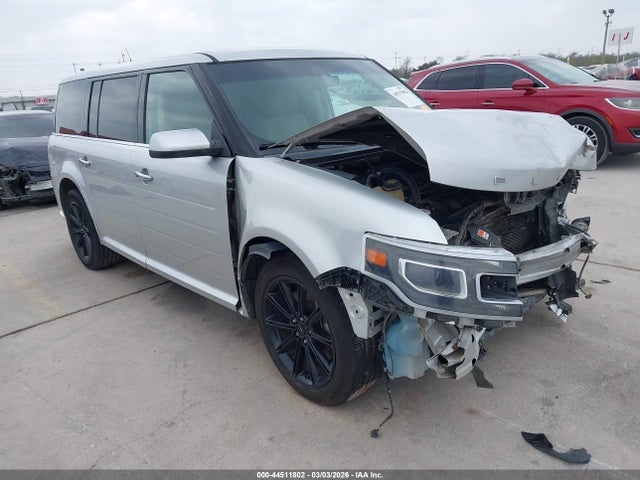 Salvage Ford Flex Image