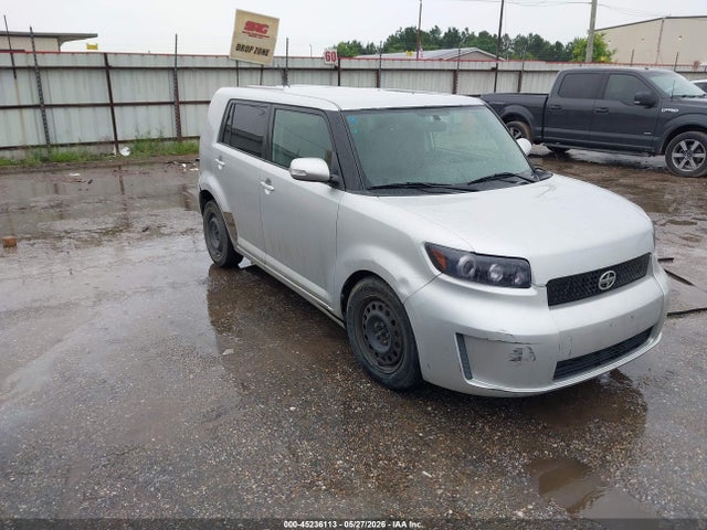 Salvage Scion xB Image