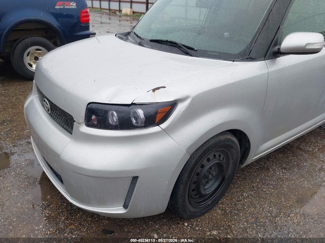 Scion xB