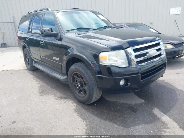 Salvage Ford Expedition Image